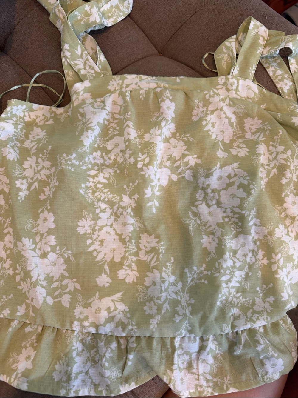 Hippie Rose Sage Green Floral Tank with Tie Straps. Junior size xl